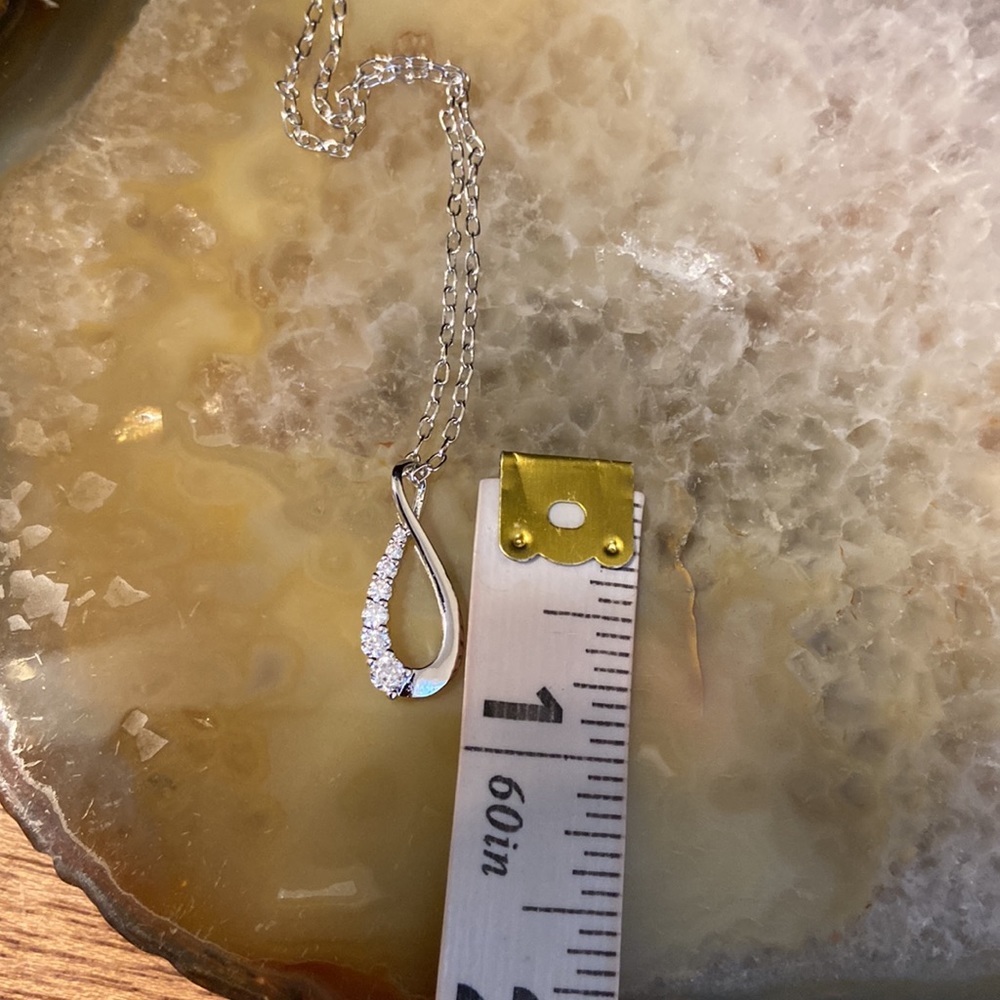 18k WGP cubic zirconia necklace boutique nwot 18” - Picture 14 of 15